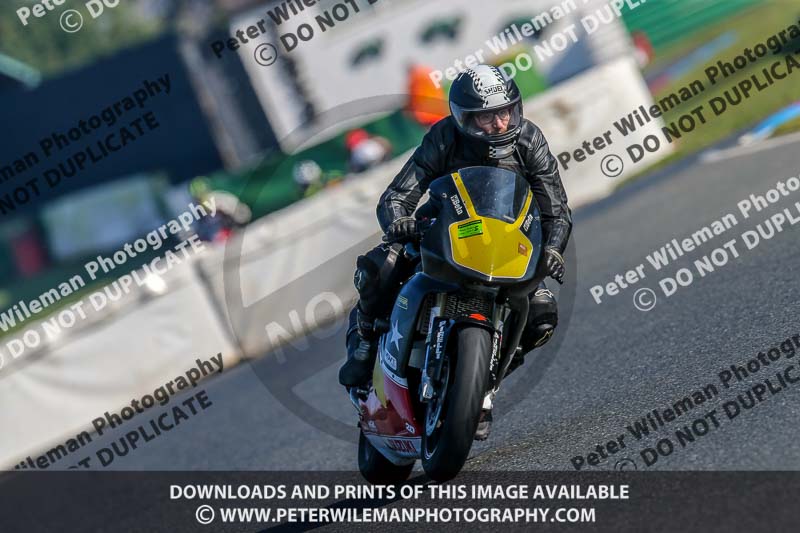 PJM Wedding Photography;enduro digital images;event digital images;eventdigitalimages;mallory park;mallory park photographs;mallory park trackday;mallory park trackday photographs;no limits trackdays;peter wileman photography;racing digital images;trackday digital images;trackday photos